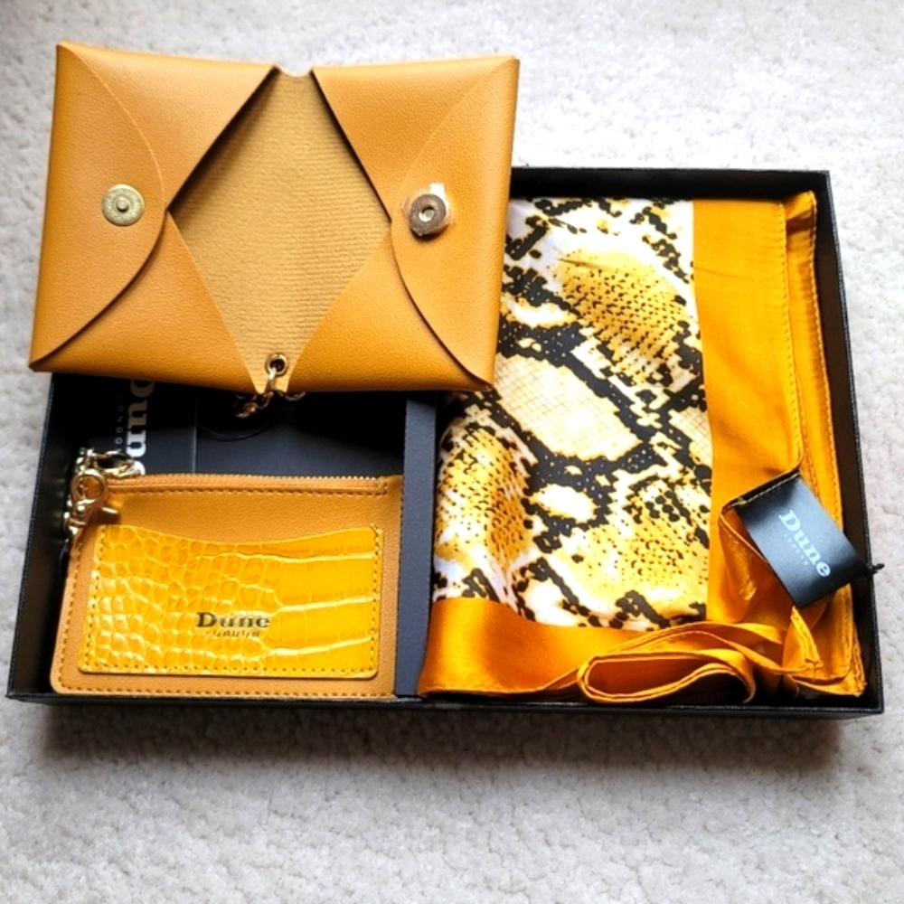 NWT Dune London Sartell Mustard Snake Card Holder Coin Purse Scarf Set